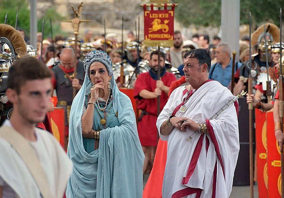 Desfile romano del festival Itálica Despierta
