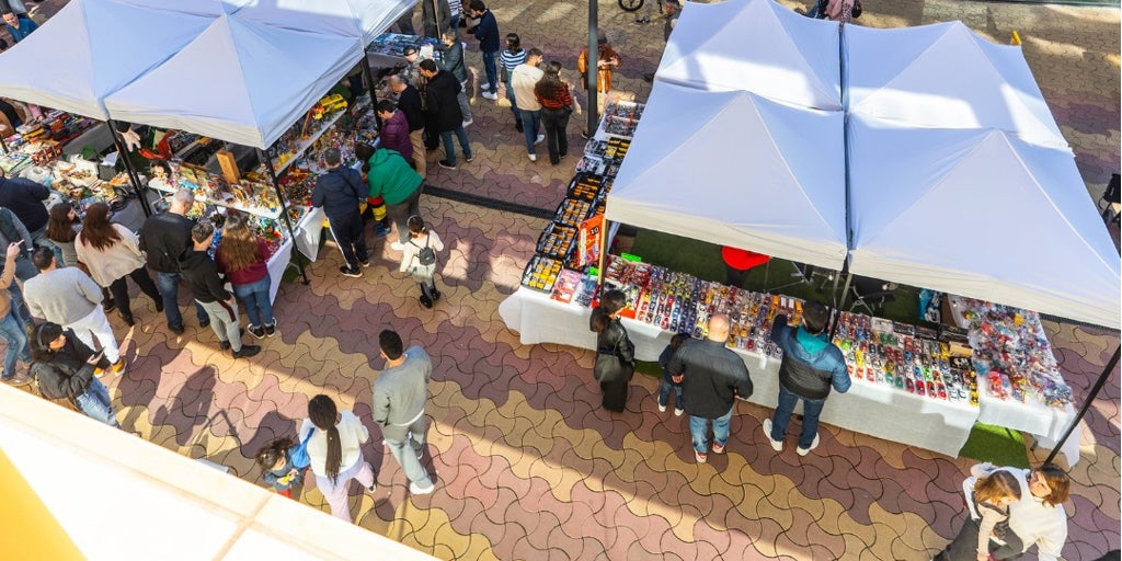 Todos los centros comerciales de Sevilla que abren en el puente del 12 de octubre y sus horarios