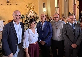 La ministra de Vivienda visita a la Esperanza de Triana en el Polígono Sur