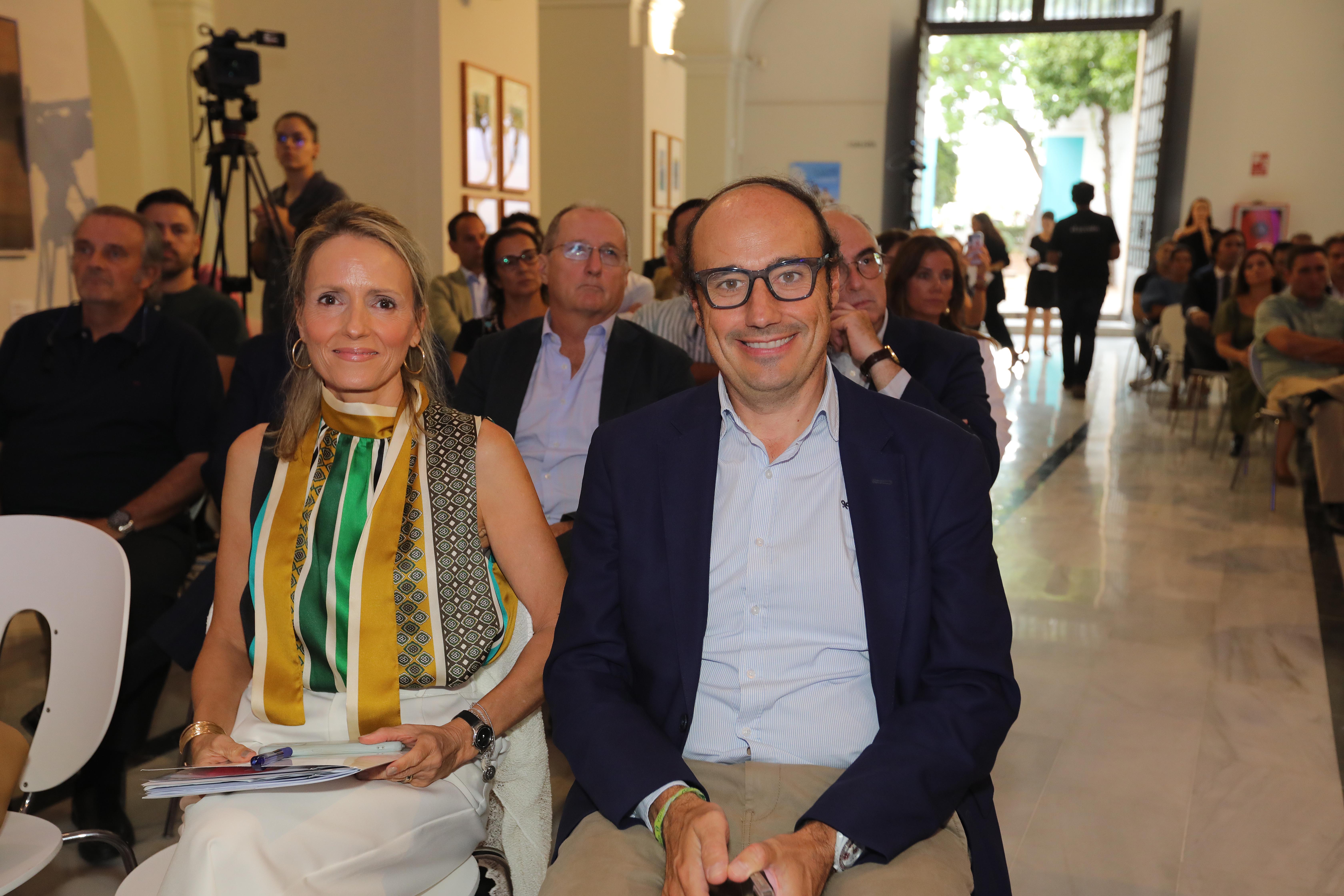 Carmen Pérez Espejo y Javier Dávila