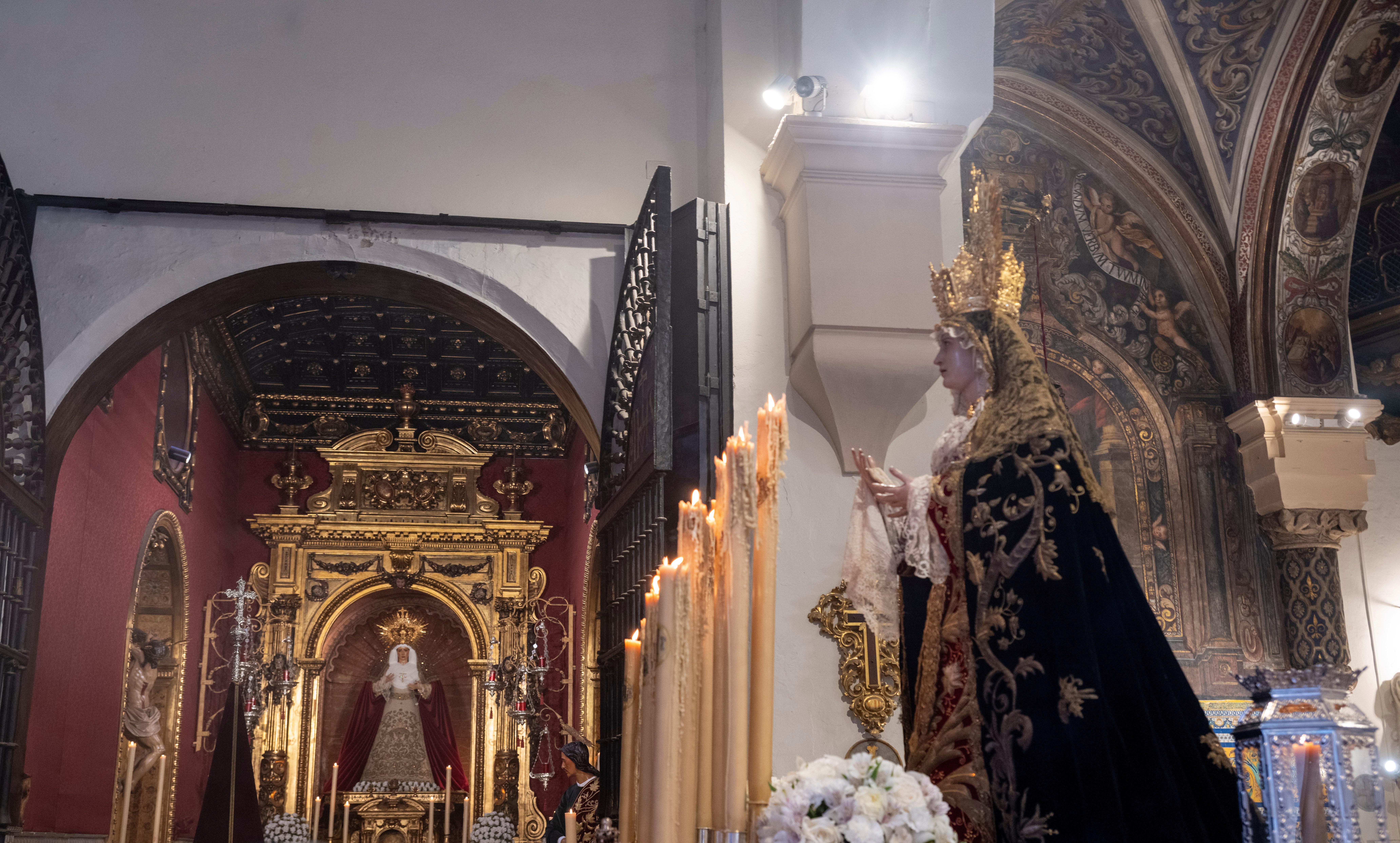 El traslado de regreso de la Virgen de los Dolores de las Penas, en imágenes