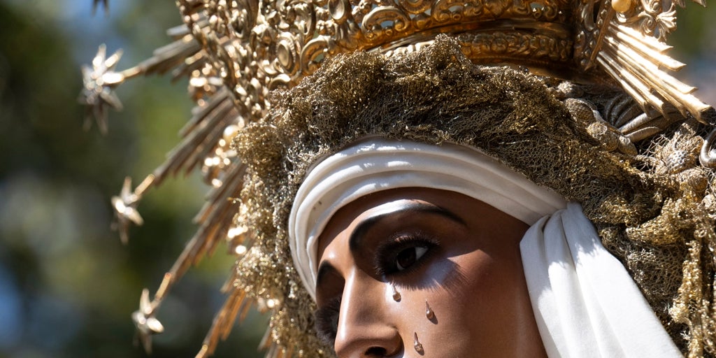 Los momentos más destacados del regreso de la Esperanza a Triana