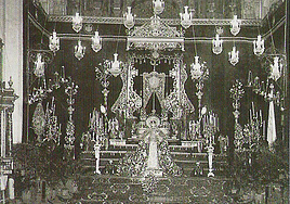 Un viaje al pasado de la Esperanza de Triana en San Jacinto