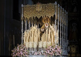 La Esperanza de Triana se traslada bajo palio de San Jacinto a la Catedral este sábado: horarios e itinerario