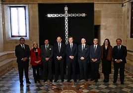 Las Penas de San Vicente recorre su siglo y medio de historia en el Ayuntamiento de Sevilla