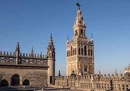 Patrimonio da luz verde a la restauración del cuerpo superior de la Giralda de Sevilla