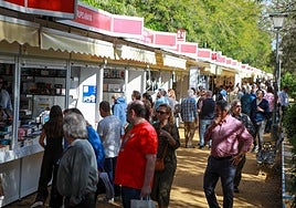 La Feria del Libro de Sevilla se consolida tras contar con más de 130.000 visitantes