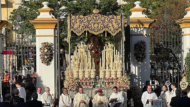 La Virgen del Rosario de la Milagrosa en su extraordinaria