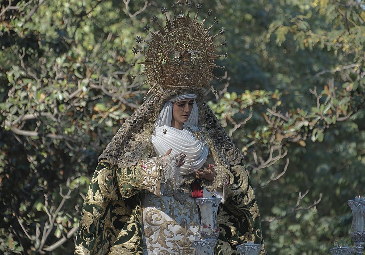 La Esperanza de Triana, durante la Misión al Polígono Sur