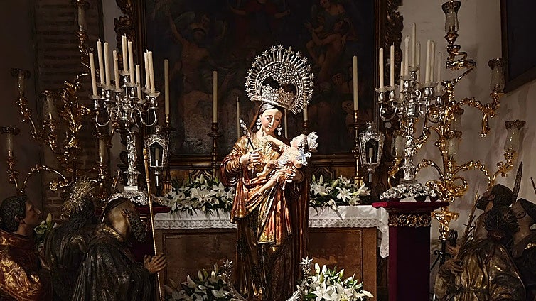 La estampa efímera de la Reina de Todos los Santos en la capilla de las Ánimas de Omnium Sanctorum