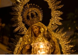 Las imágenes de la procesión de la Reina de Todos los Santos y la Virgen del Amparo