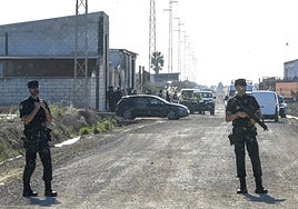 La Policía activa a los GOES para dar caza a los narcos del tiroteo: de Isla Mayor a Villamanrique