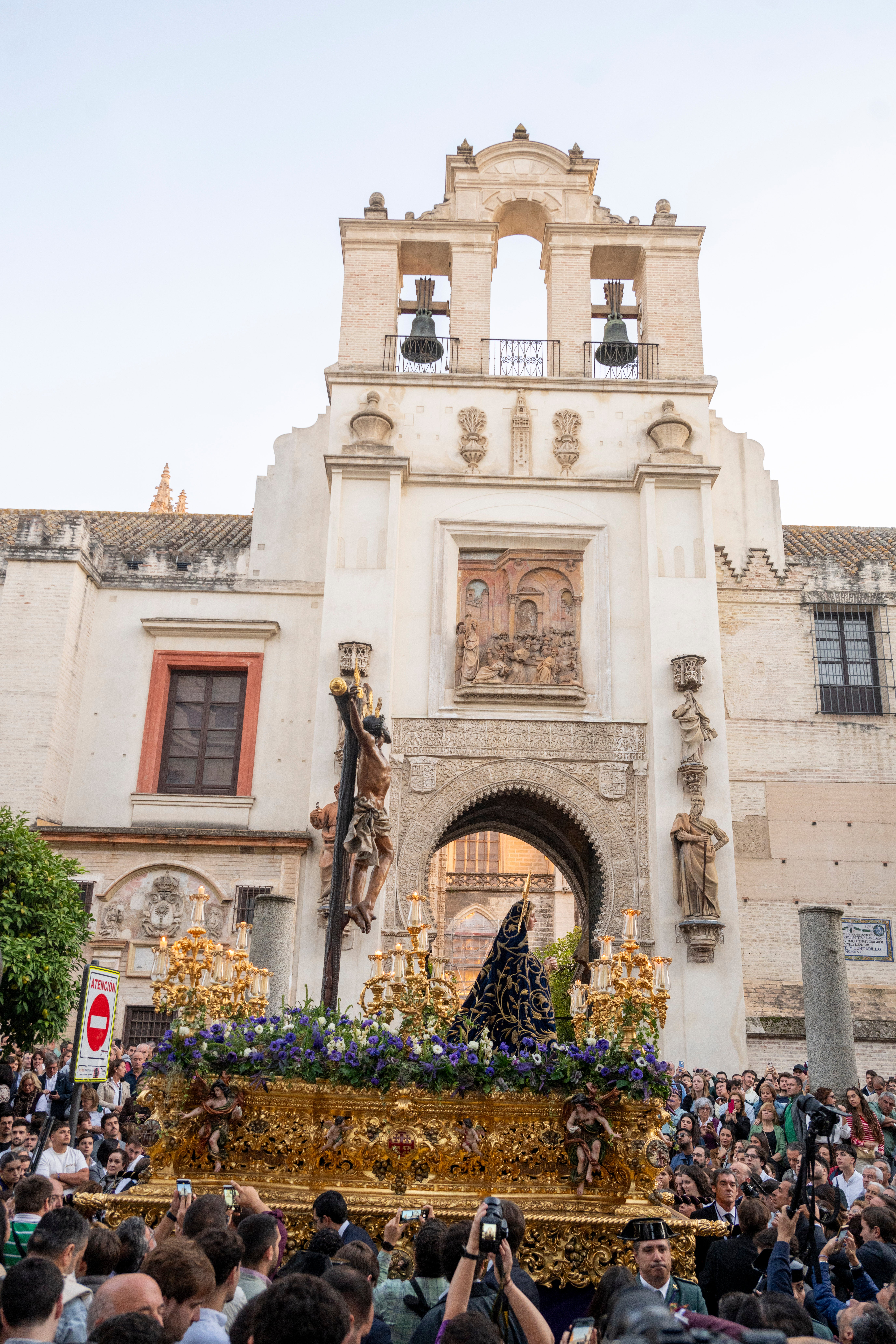 El resumen audiovisual de la procesión extraordinaria de los 450 años del Museo