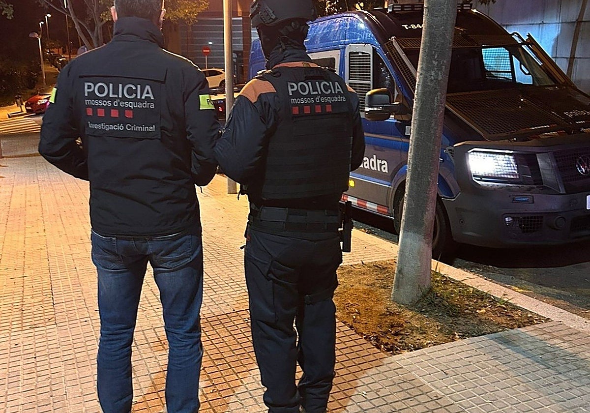 Imagen de agentes en el operativo