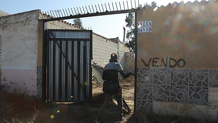 O estado de um dos armazéns da rodovia Toruño