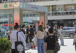 Una incidencia temporal obliga al Metro de Sevilla a activar un tren lanzadera entre Blas Infante y San Bernardo