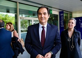 Concluye la mudanza a Palmas Altas de los juzgados de Primera Instancia y queda «vacía» un ala del edificio Viapol