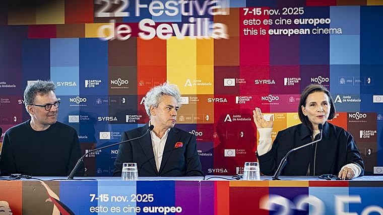 Sébastien de Fonseca, Manuel Cristóbal y Juliette Binoche