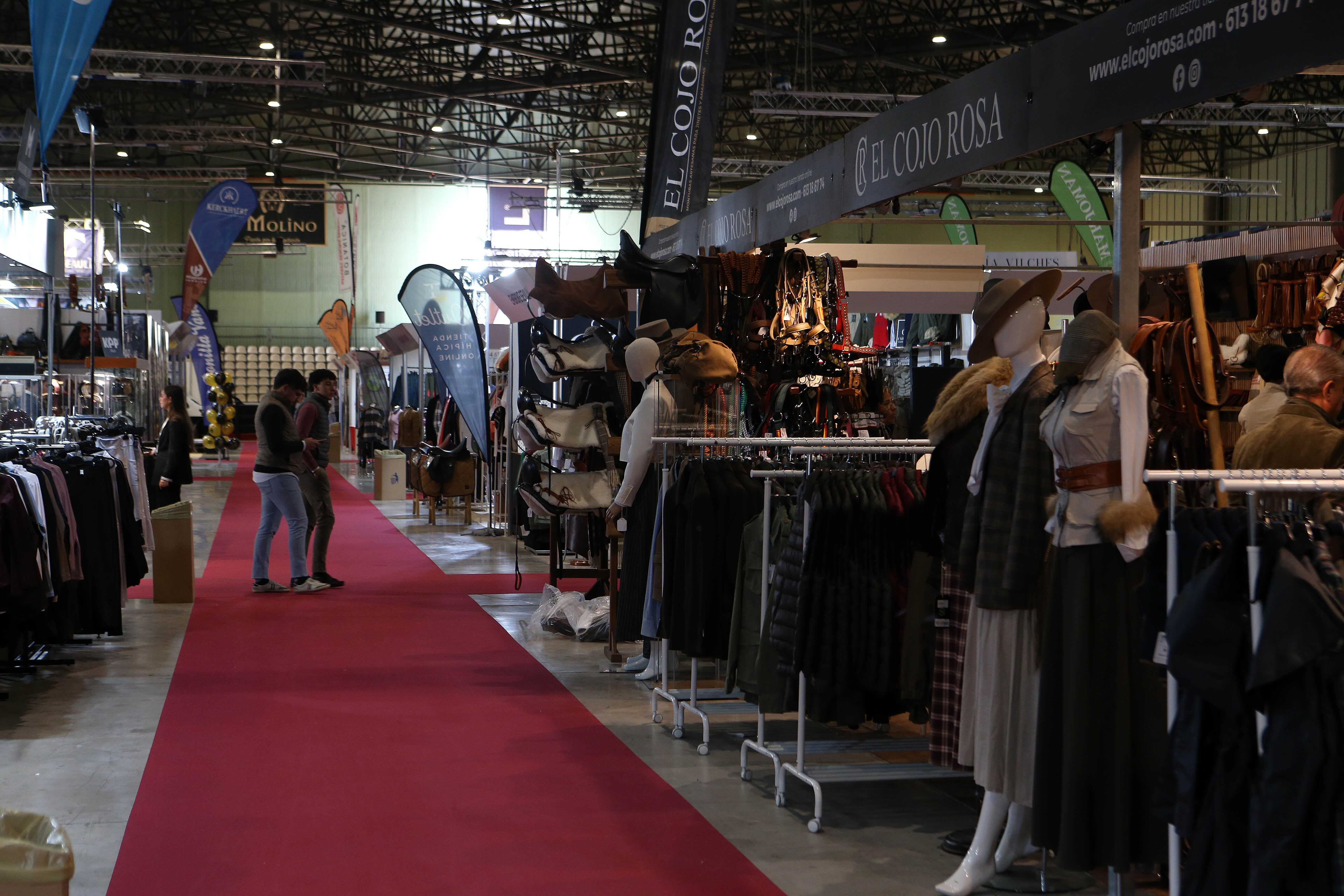 Las mejores imágenes de ambiente del primer día del Sicab