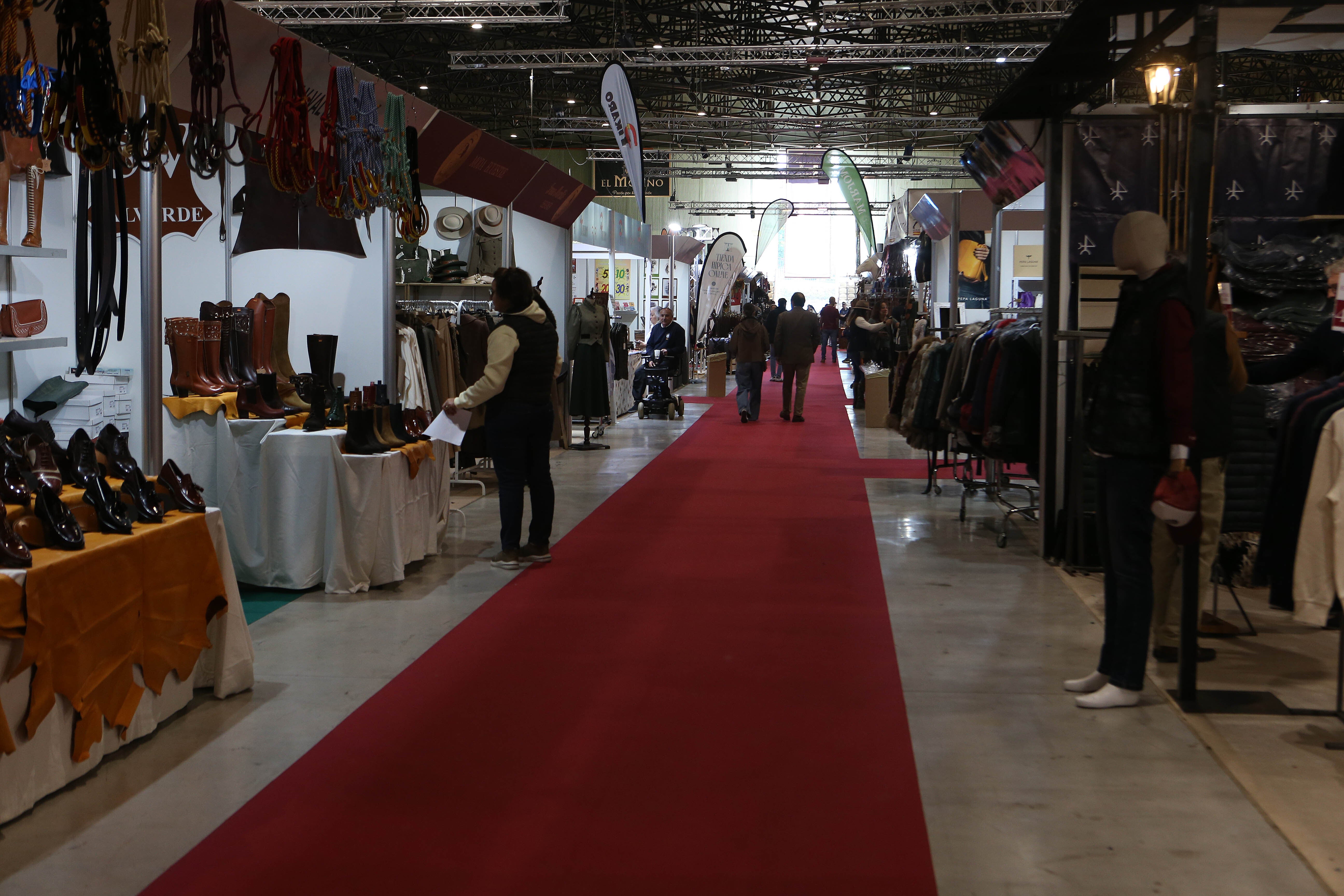 Las mejores imágenes de ambiente del primer día del Sicab