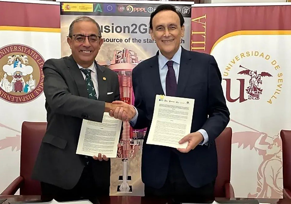 El rector, Miguel Ángel Castro, y el consejero, José Carlos Gómez Villamandos