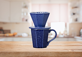 Acaba de llegar a Tiger la 'taza cafetera': cuesta solo 10 euros y permite hacer café sin cocina