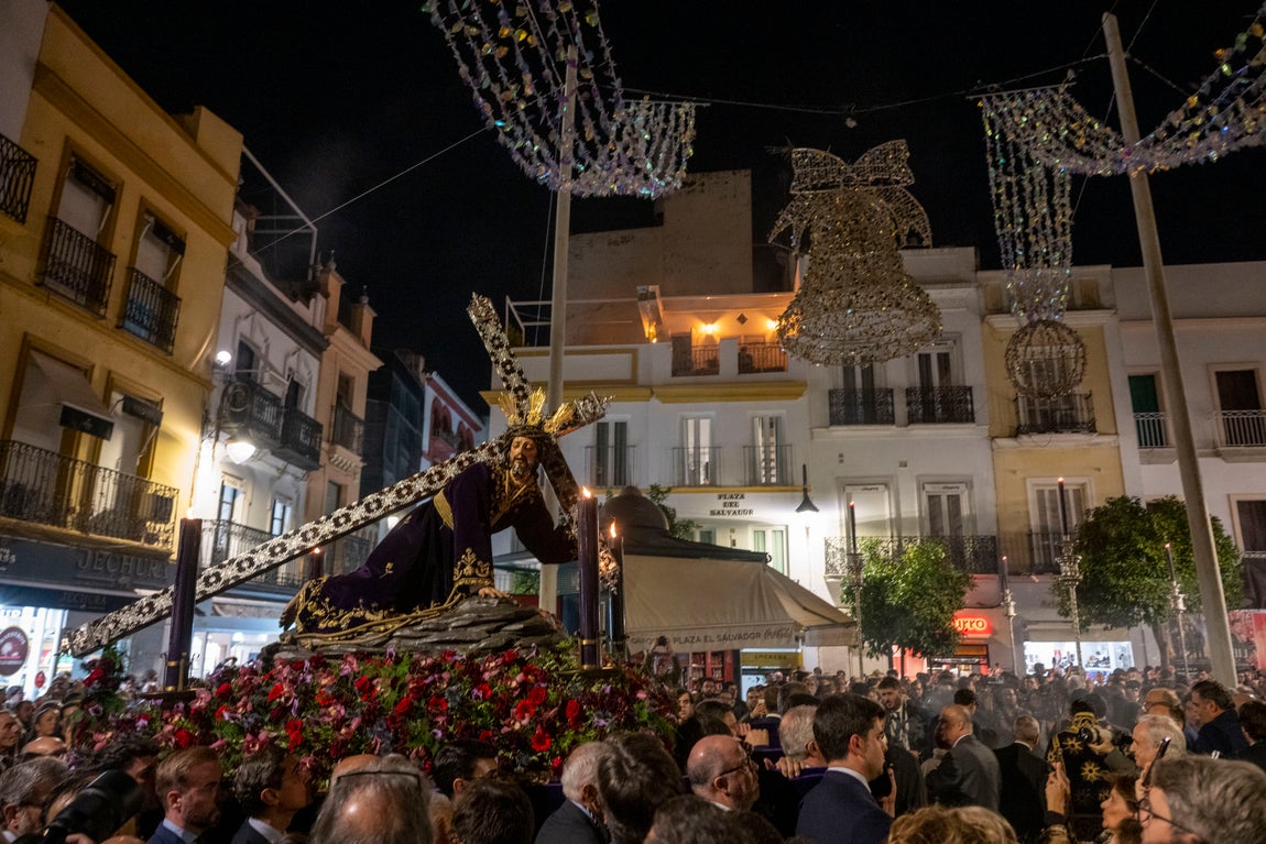 El traslado del Señor de las Penas al Buen Suceso, en imágenes