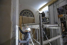 La obra de la Casa Cernuda acabará en la primavera de 2026 para convertirla en centro de referencia del centenario del 27