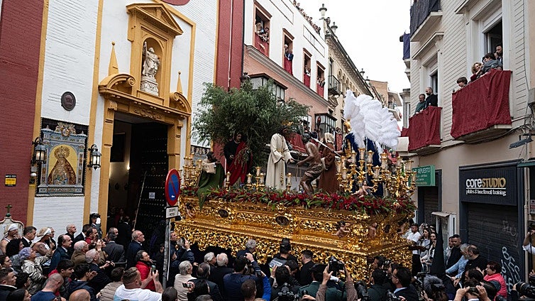 Los Panaderos estudió salir de la Misericordia y lo descartó al no poder convocar un cabildo general para aprobarlo