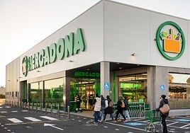 Mercadona inaugura su nuevo supermercado en Bollullos de la Mitación