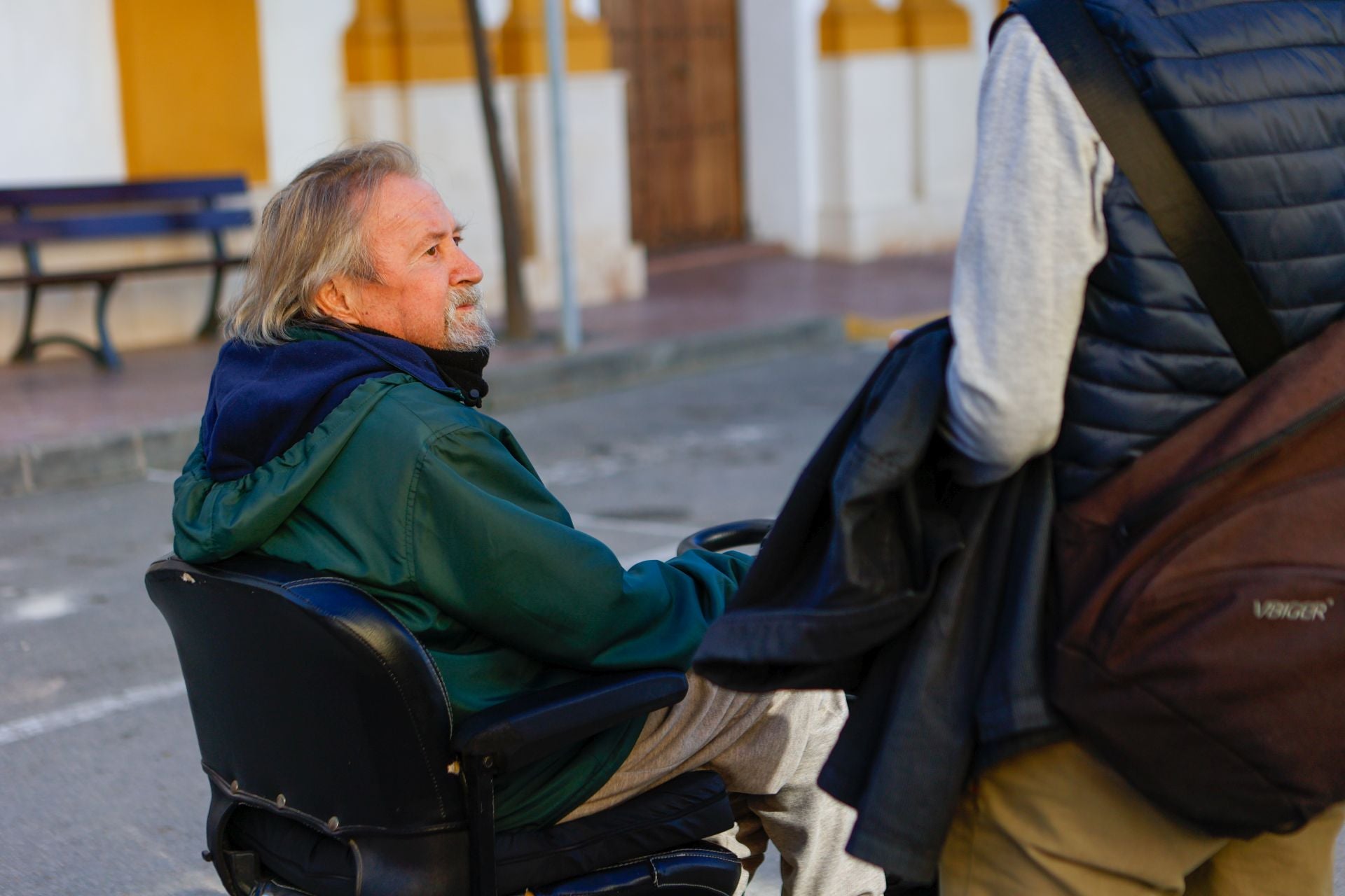 Viaje al pueblo sevillano de Paqui, la mujer de Santos Cerdán, en imágenes