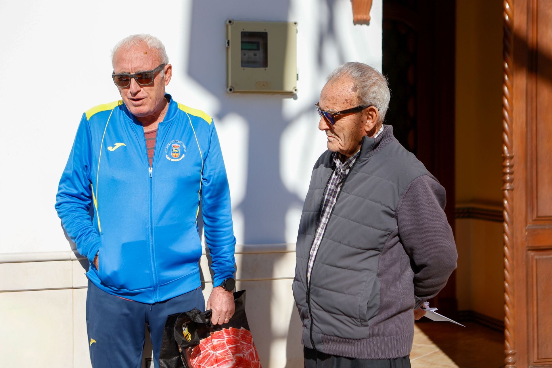 Viaje al pueblo sevillano de Paqui, la mujer de Santos Cerdán, en imágenes