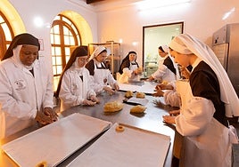 San Pedro y la Concepción de Osuna, banderas de la Muestra de Dulces de Conventos