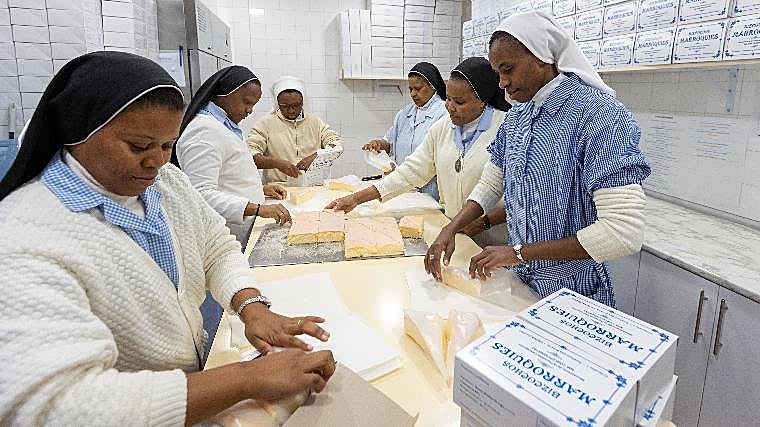 In the Conceptionists' workshop: Sister Maria and other nuns prepare delicious Moroccan sponge cakes