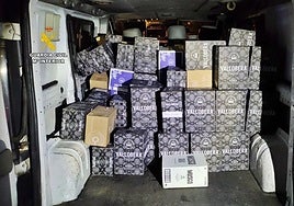 Sorprendidos «in fraganti» tres sevillanos cuando robaban mil botellas de vino en Monesterio