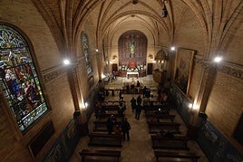 Los Javieres abre la capilla de los Luises de Sevilla para la veneración de San Francisco Javier, en imágenes