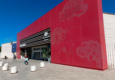 Qué supermercados abren en Sevilla el 6 y el 8 de diciembre: estos son los horarios