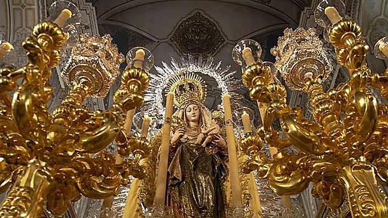 Doze sinos das confrarias de Sevilha em 2026