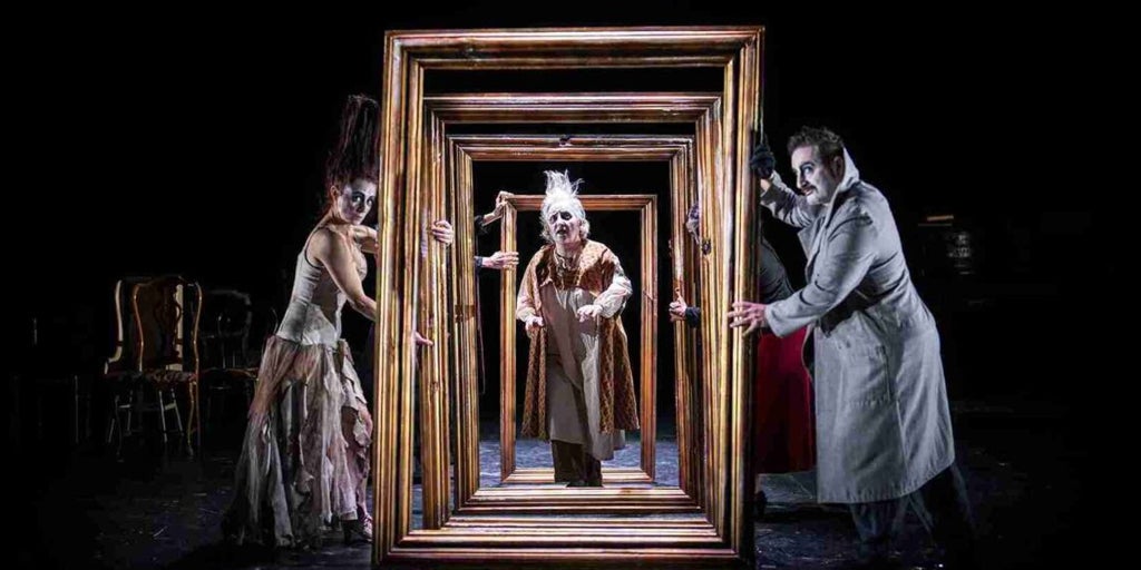 Atalaya logra un gran éxito de público en el estreno en Sevilla de El rey se muere en un año en el que presentarán dos nuevos proyectos