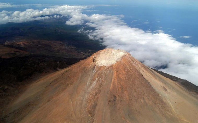 Detectan otro 'enjambre sísmico' bajo el Teide con hasta 350 terremotos