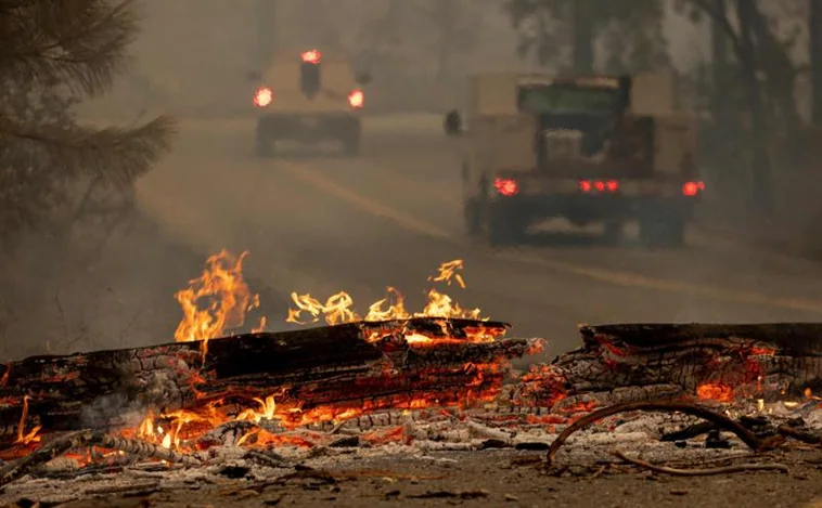 Un incendio en California amenaza el Parque Nacional de Yosemite en medio de una ola de calor