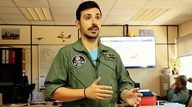 El capitán Merchán relatando los momentos más duros