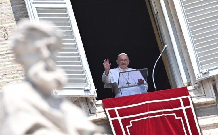 El Papa, a los jóvenes reunidos en Santiago: «Que vuestra vida sea siempre un camino»