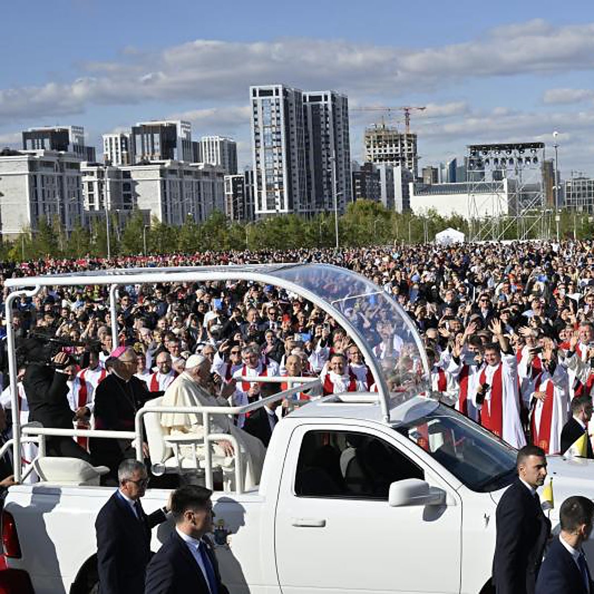 El Papa clama por Ucrania: «¿Cuántos muertos debemos esperar antes de que las rivalidades cedan el paso al diálogo?»