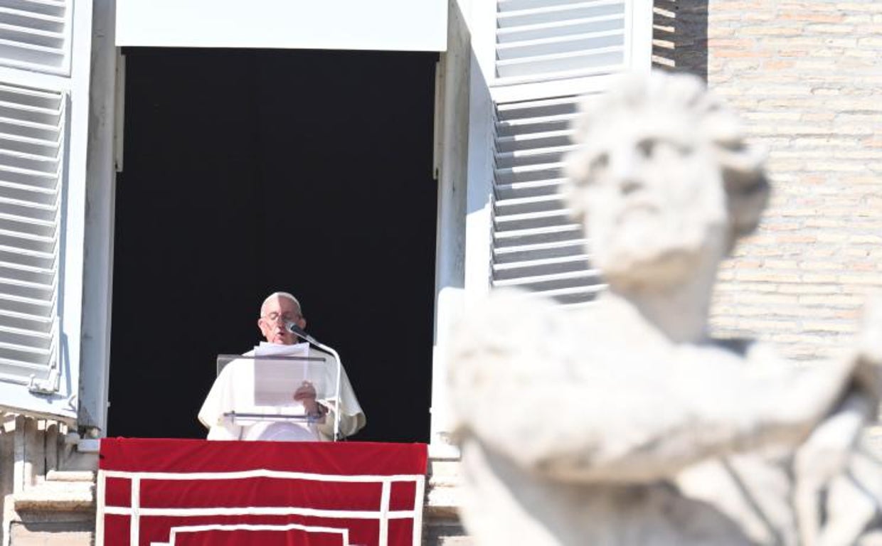 El Papa Francisco en un momento del ángelus en el día de Todos los Santos