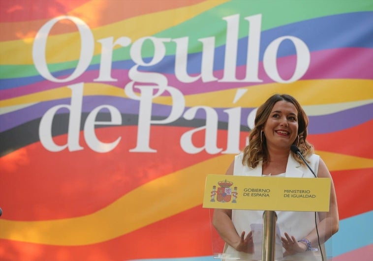 La secretaria de Estado de Igualdad acusa a las ministras del PSOE de «compadrear con los negacionistas» de la violencia machista