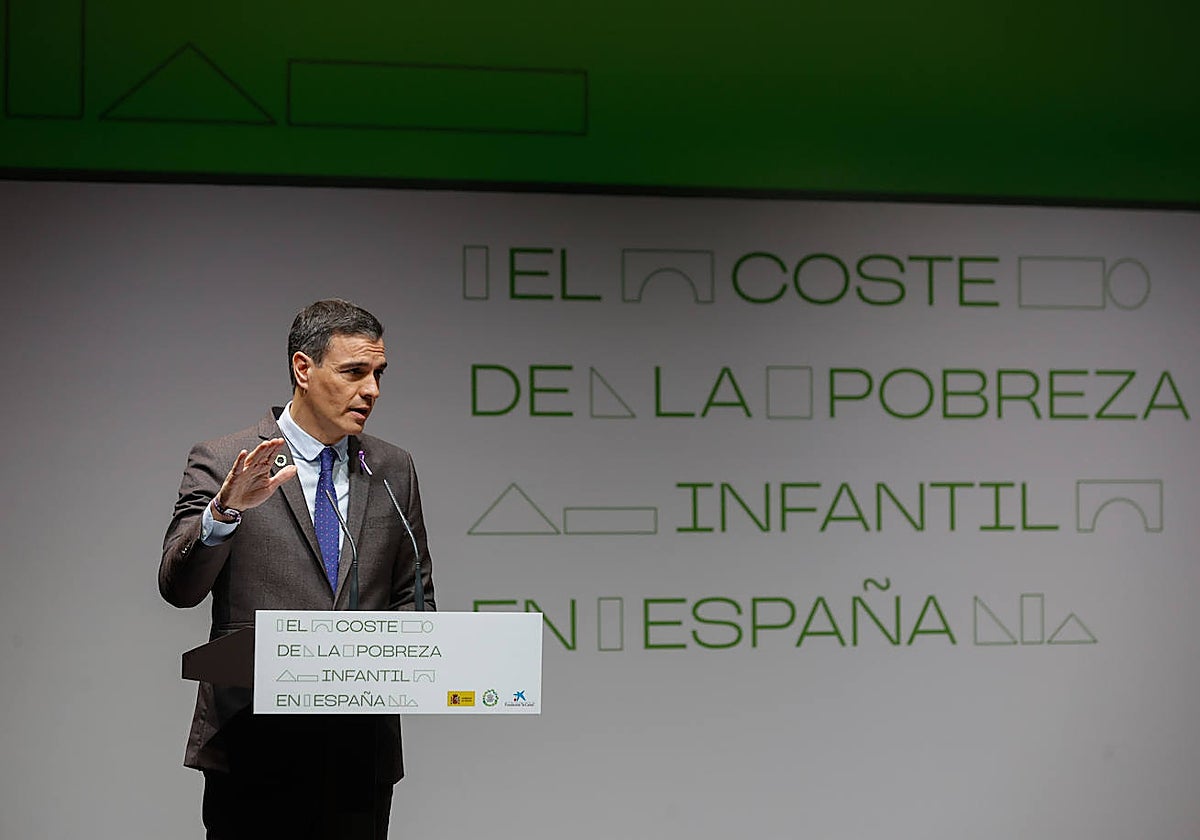 El presidente del Gobierno, Pedro Sánchez, durante la presentación del informe