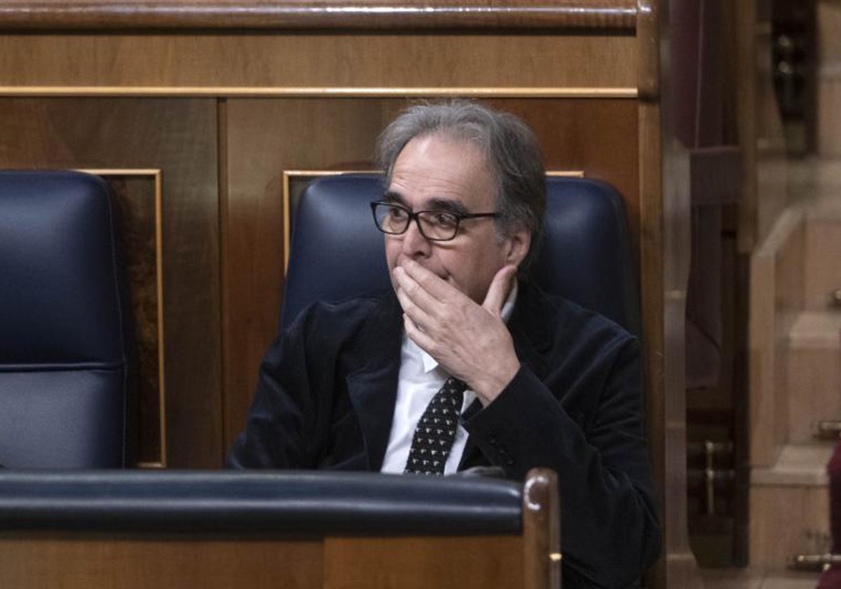 El ministro de Universidades, Joan Subirats, durante la sesión plenaria en el Congreso de los Diputados