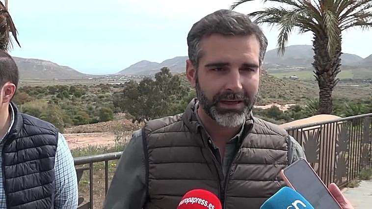 Fdez-Pacheco valora el patrimonio geológico andaluz en ‘La Casa de los Volcanes’ de Rodalquilar
