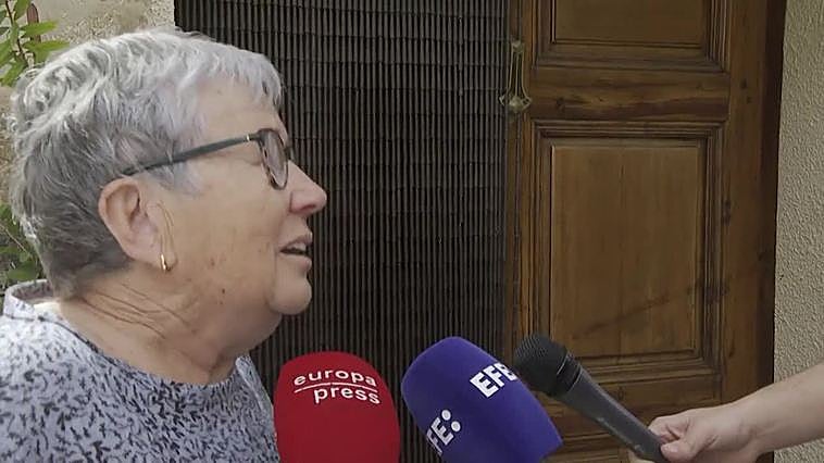 Vecinos desalojados por el incendio vuelven a casa: "Es una sensación de alegría"